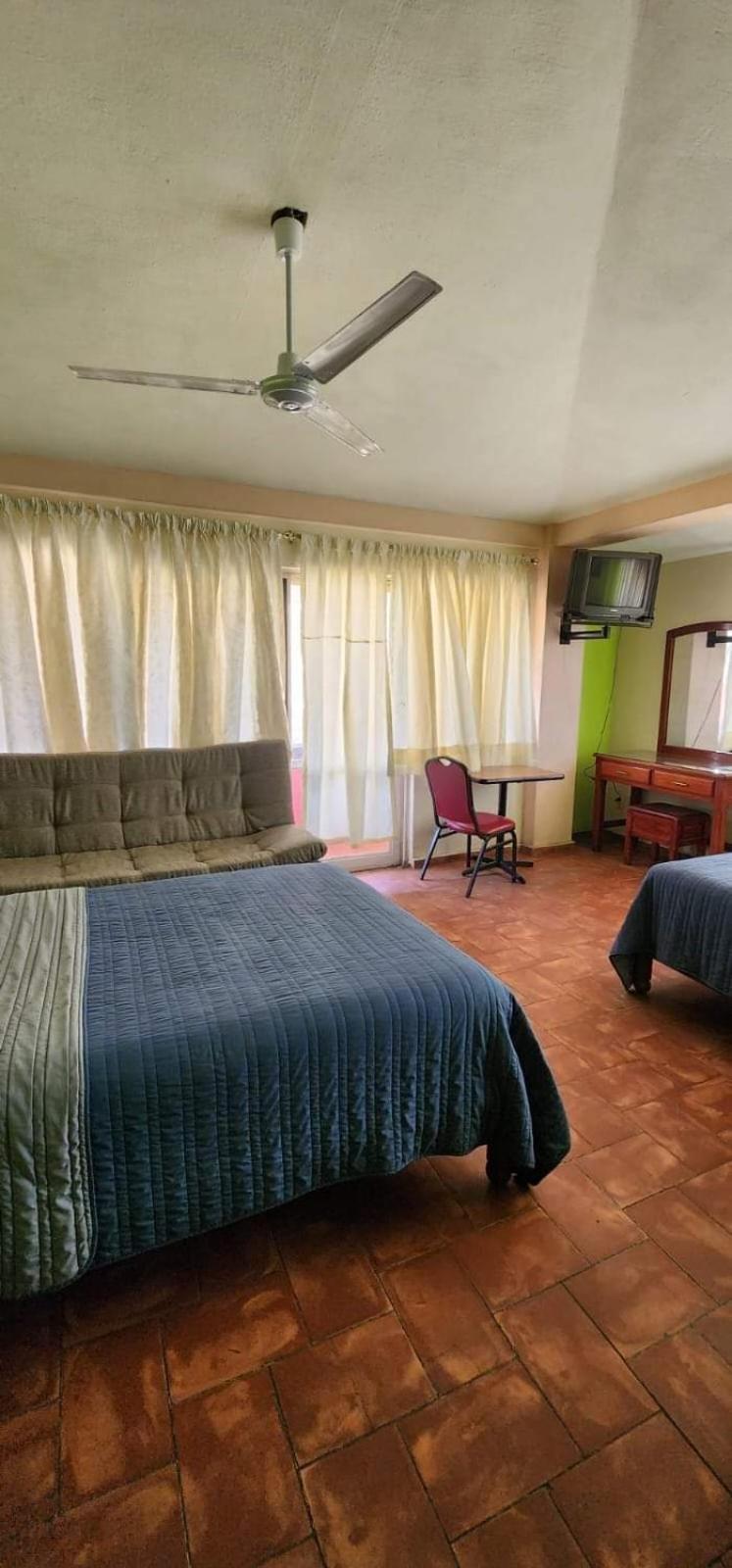 Hotel San Francisco Текила Экстерьер фото